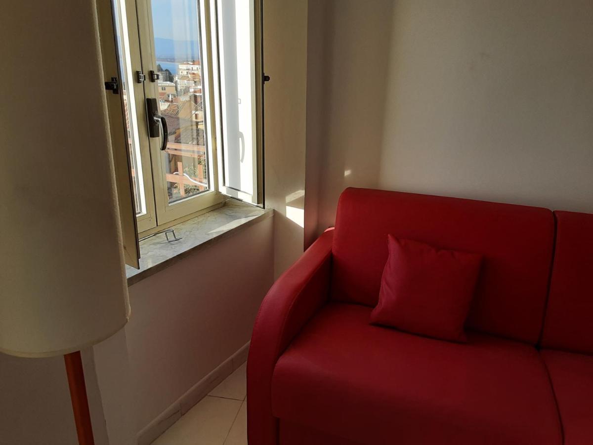 "Lo Studiolo" Apartment Піццо Екстер'єр фото