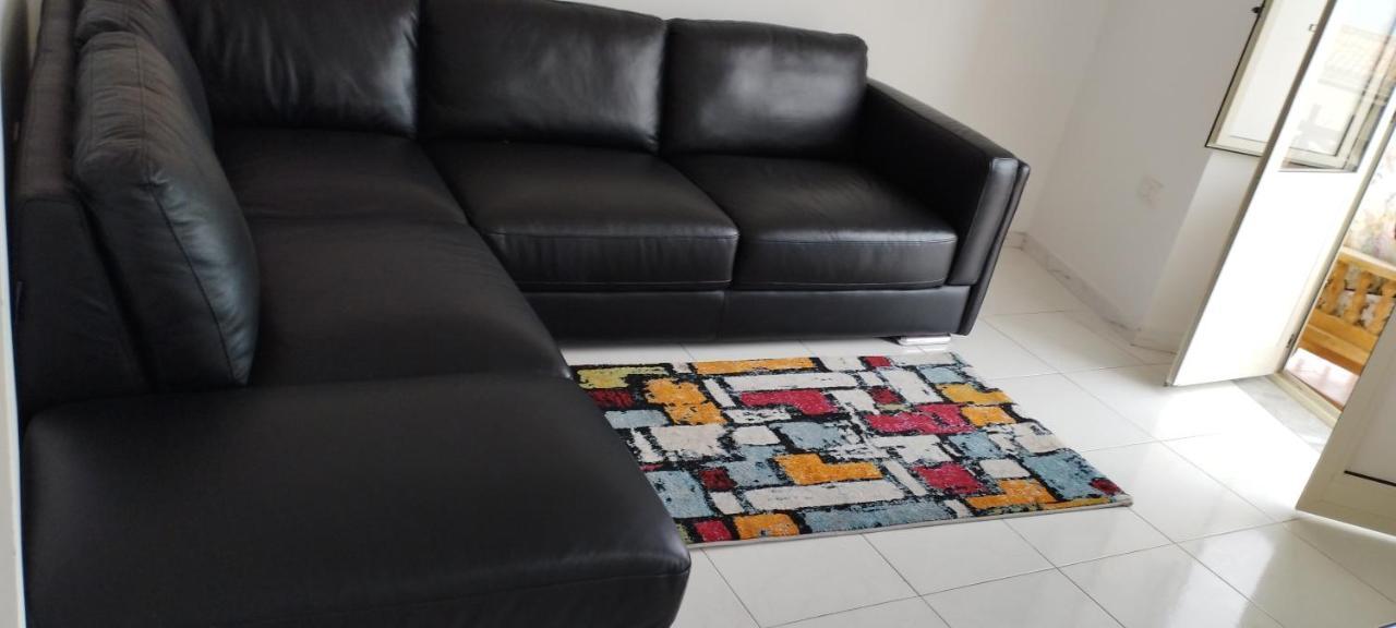 "Lo Studiolo" Apartment Піццо Екстер'єр фото
