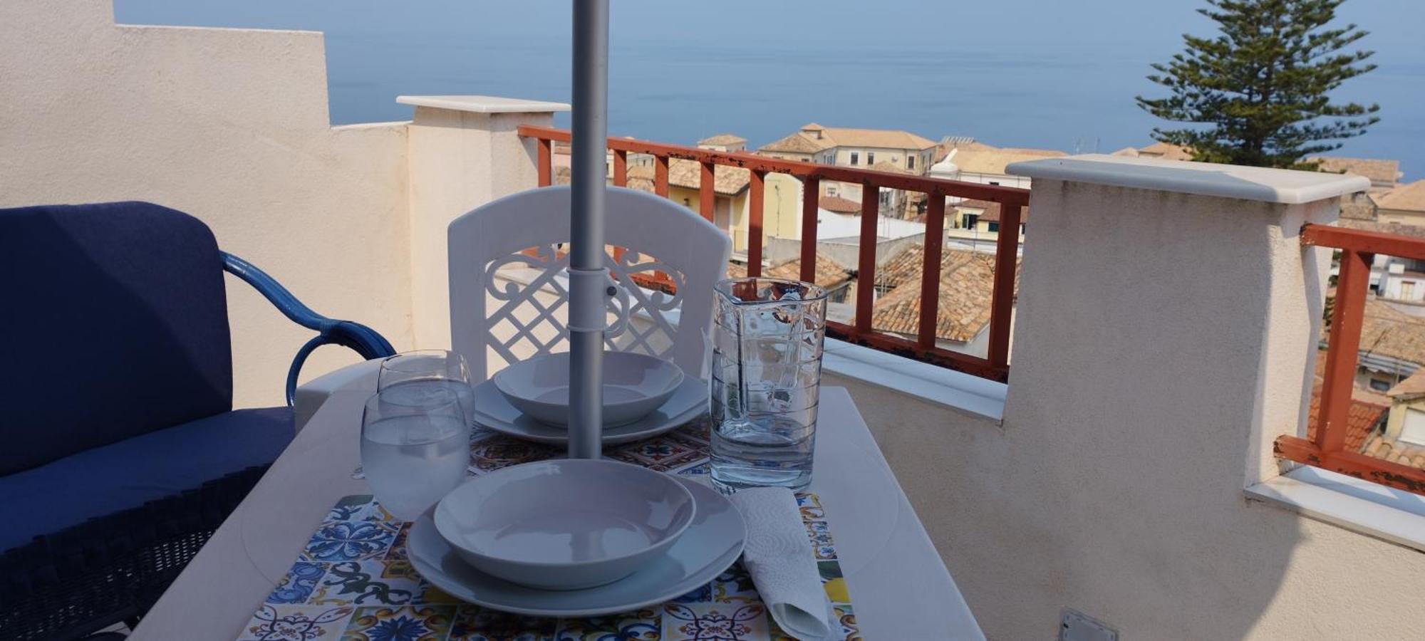 "Lo Studiolo" Apartment Піццо Екстер'єр фото