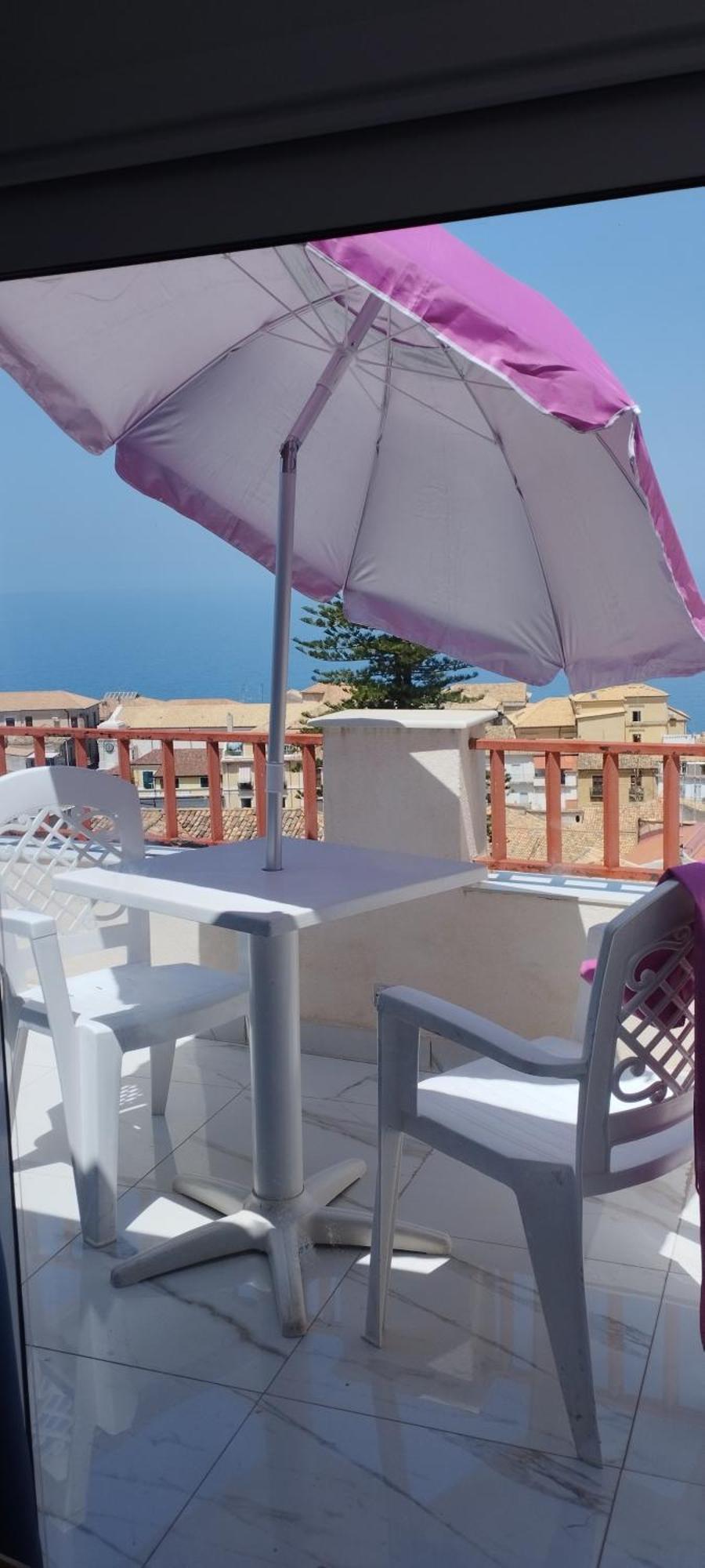 "Lo Studiolo" Apartment Піццо Екстер'єр фото