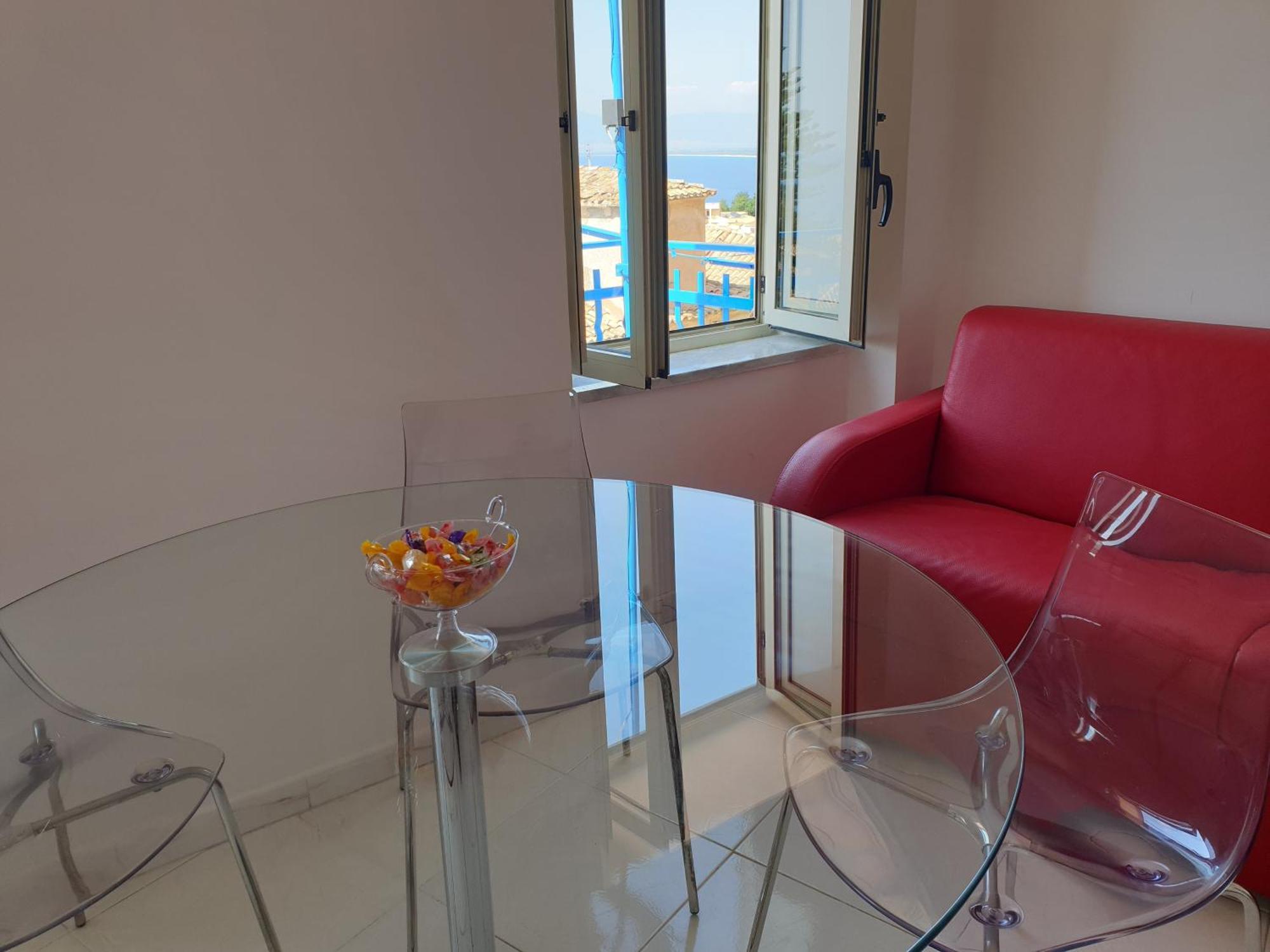 "Lo Studiolo" Apartment Піццо Екстер'єр фото